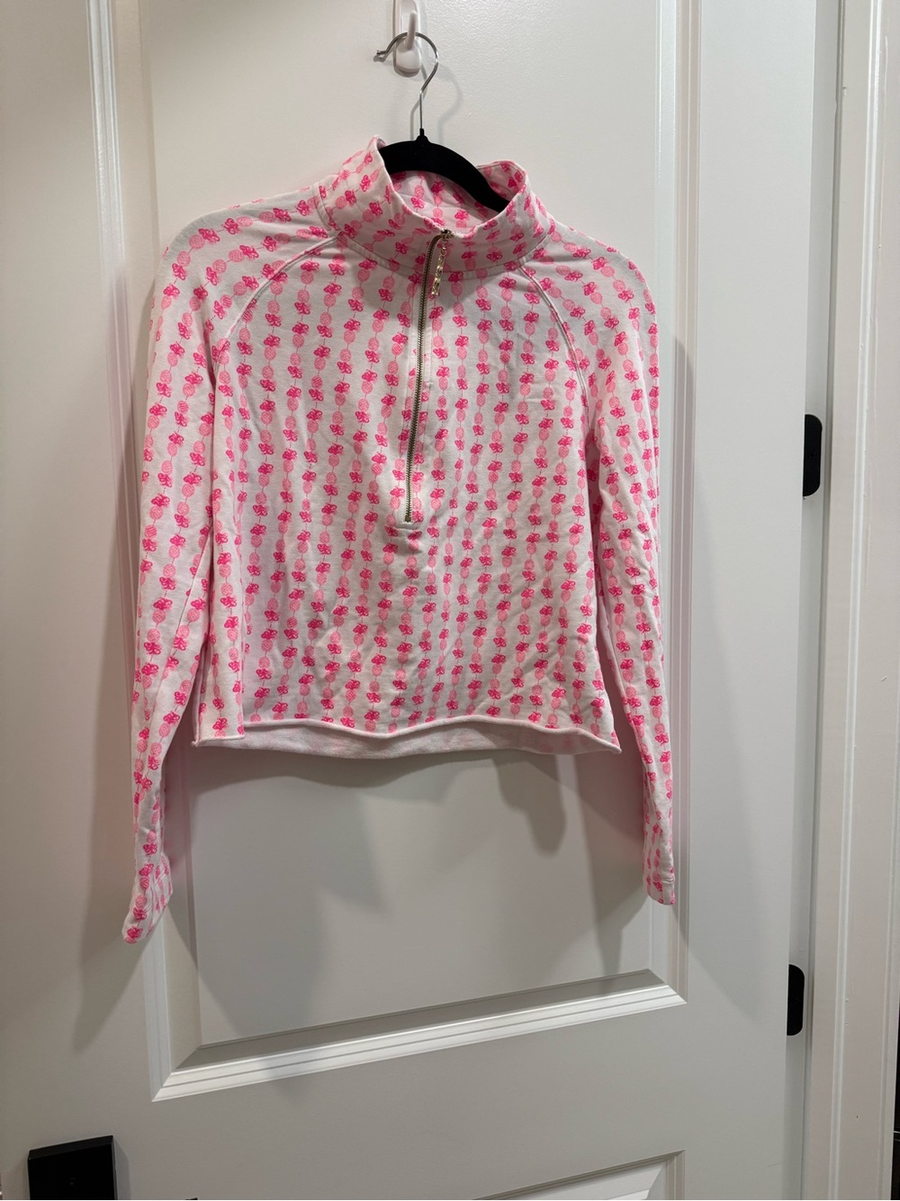 Like new! Lilly Pulitzer Pink & White Half-Zip Crop Top - small